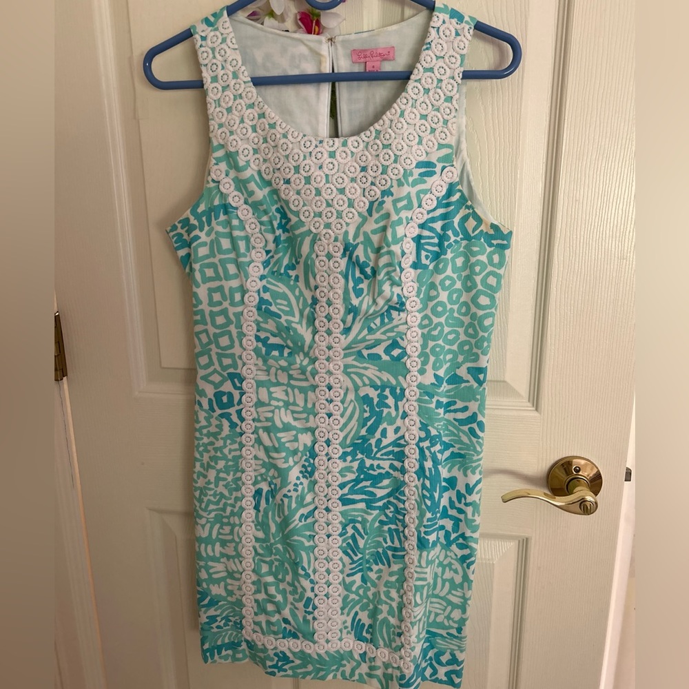 Women’s Lilly Pulitzer Dress!